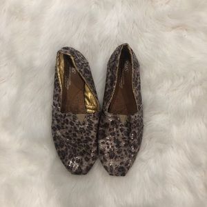 Sparkle Cheetah Print Toms- Size 8 Women’s